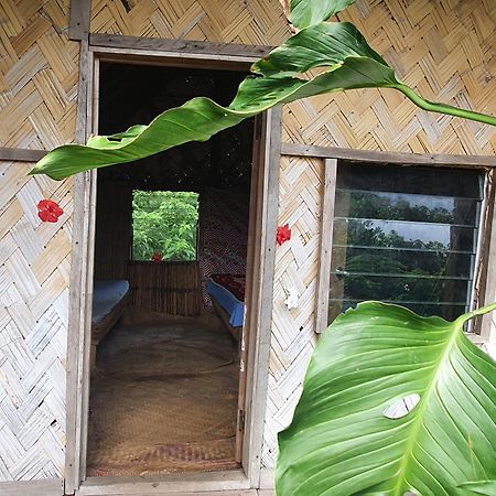 Island Paradise Bungalows Lenkuru 외부 사진