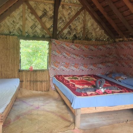 Island Paradise Bungalows Lenkuru 외부 사진